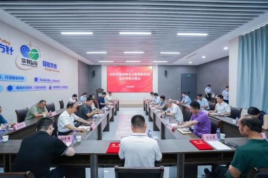 山东省儒商研究会临朐联络处会员座谈会在
集团隆重召开